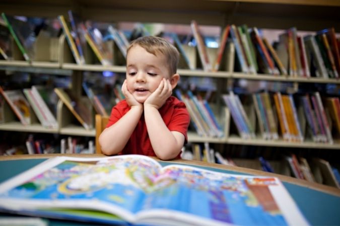 Nauka samodzielnego czytania – jak wesprzeć dziecko?
