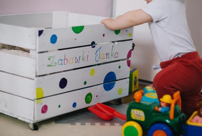 Jakie są zalety zabawek interaktywnych i jaki mają wpływ na rozwój dziecka?
